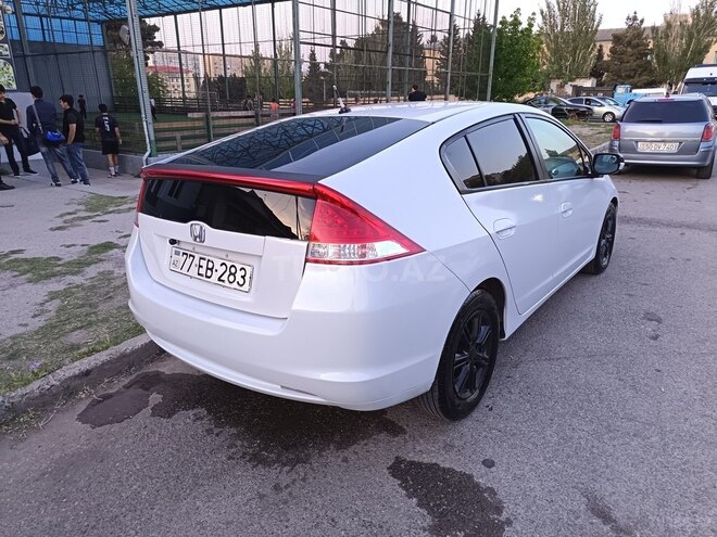 Honda Insight-3