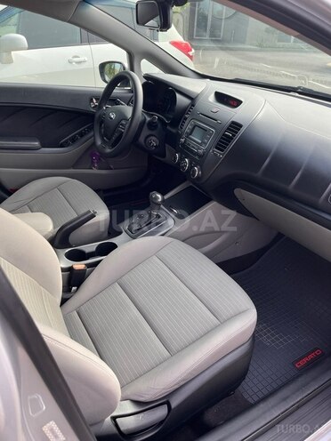 Kia Forte-8
