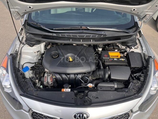 Kia Forte-11