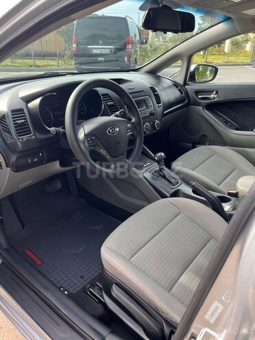 Kia Forte-12