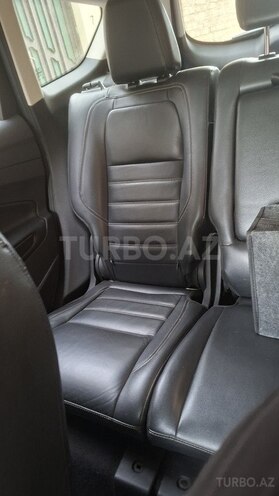 Ford Escape-12