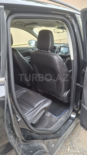 Ford Escape-8