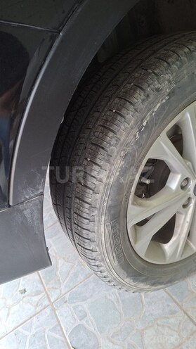 Ford Escape-16
