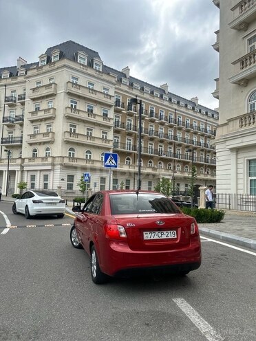 Kia Rio-2