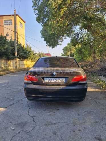 BMW 740-2