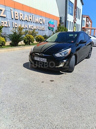 Hyundai Accent-1