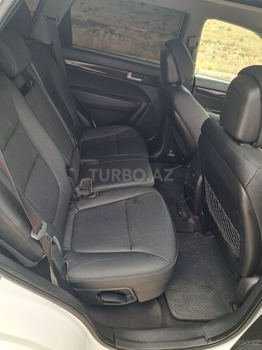 Kia Sorento-5