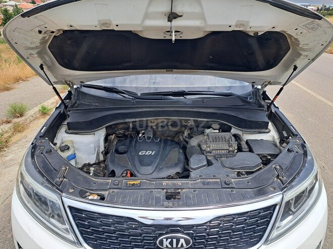 Kia Sorento-11