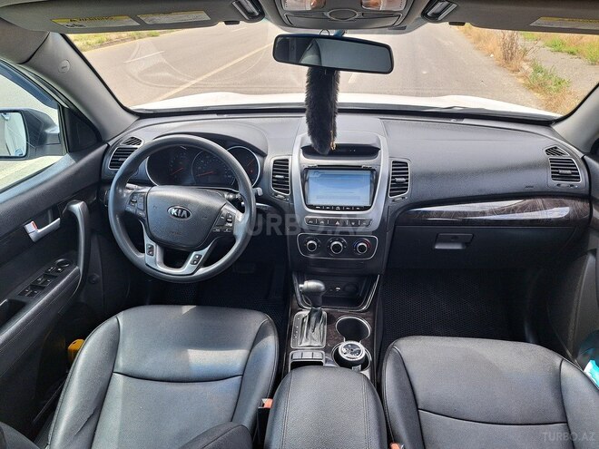 Kia Sorento-3