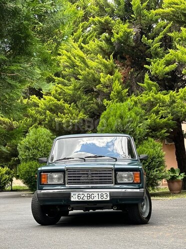 LADA (VAZ) 2107-2