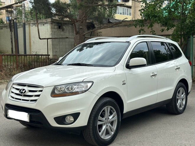 Hyundai Santa Fe-4