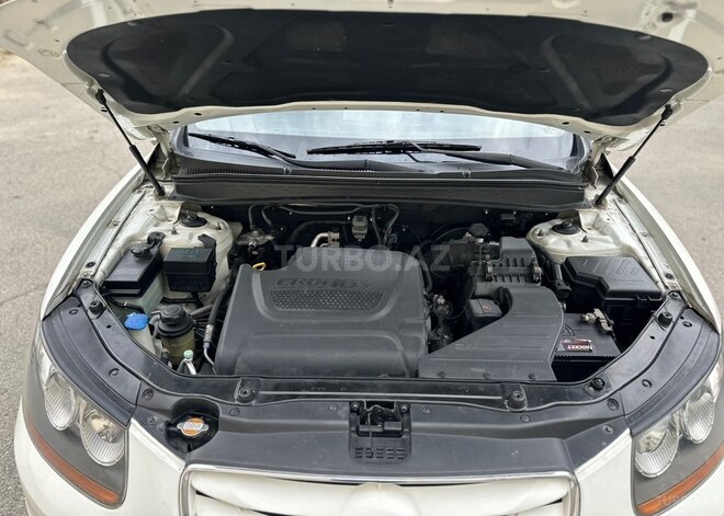 Hyundai Santa Fe-13