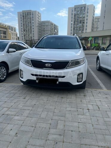 Kia Sorento-1