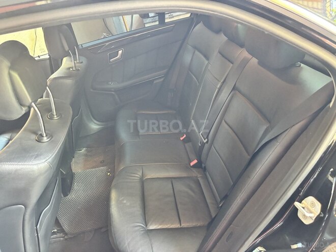 Mercedes E 220-8