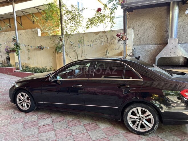 Mercedes E 220-3