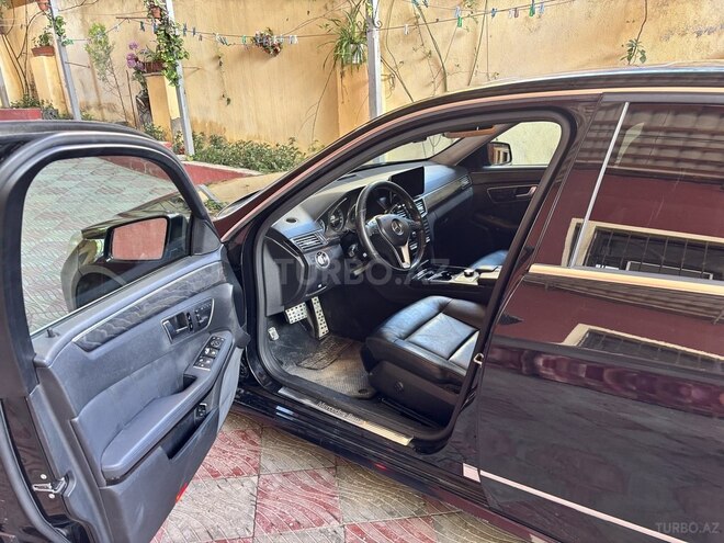 Mercedes E 220-4