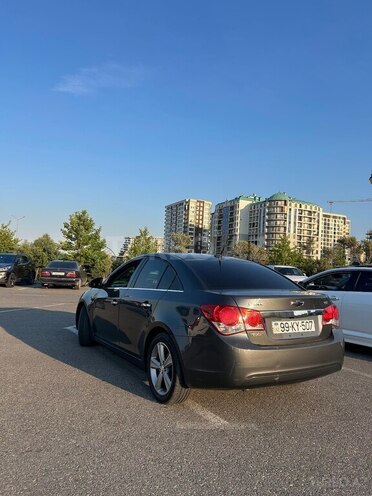 Chevrolet Cruze-2