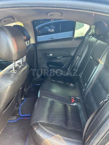 Chevrolet Cruze-5