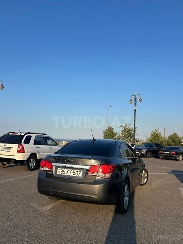 Chevrolet Cruze-3