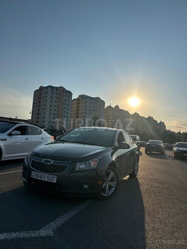 Chevrolet Cruze-12