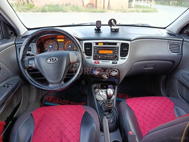 Kia Rio-3