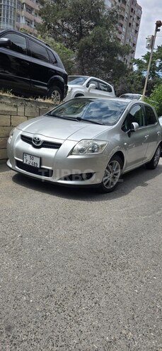 Toyota Auris-12