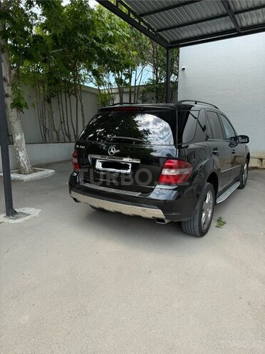 Mercedes ML 350 4MATIC-3