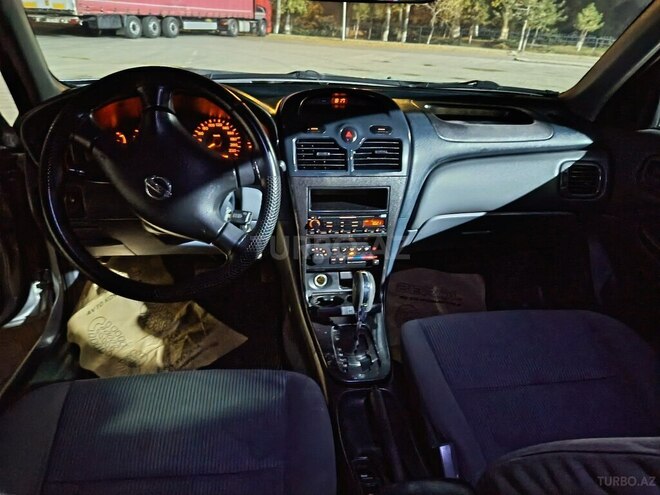 Nissan Sunny-4