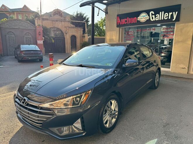 Hyundai Elantra-5