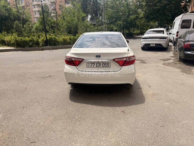 Toyota Camry-6