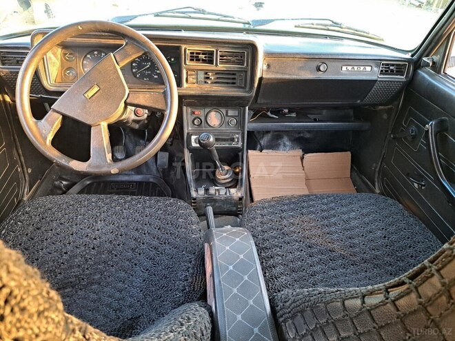 LADA (VAZ) 2107-4