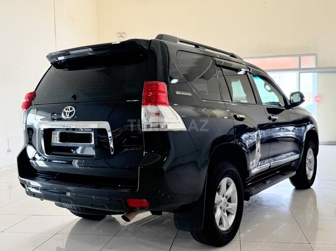 Toyota Land Cruiser Prado-6