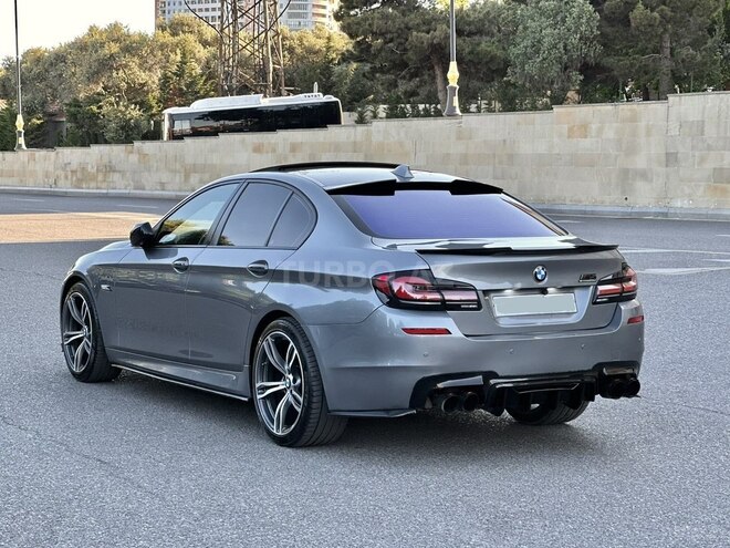 BMW 528-7
