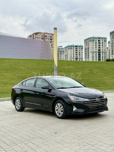 Hyundai Elantra-9