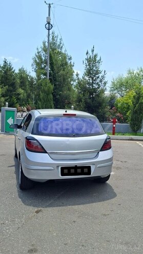 Opel Astra-2