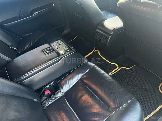 Toyota Camry-19