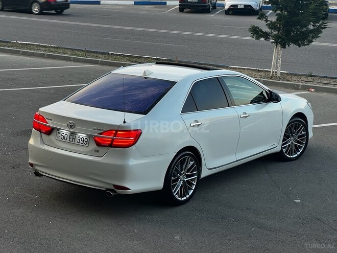 Toyota Camry-4