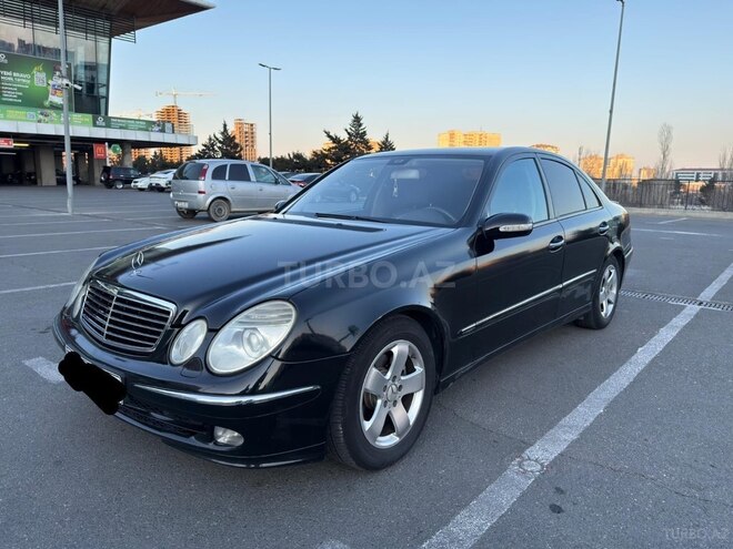 Mercedes E 240-5