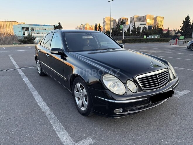 Mercedes E 240-3
