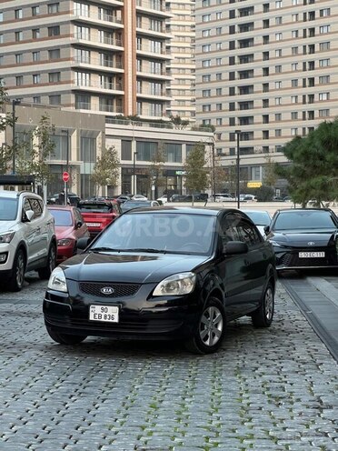 Kia Rio-1