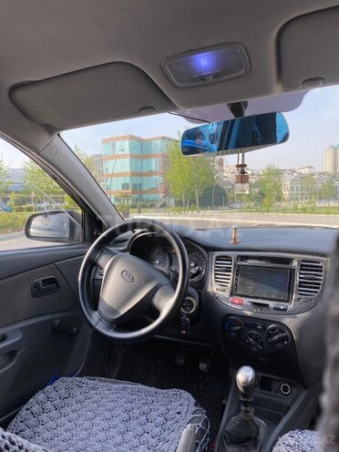 Kia Rio-9