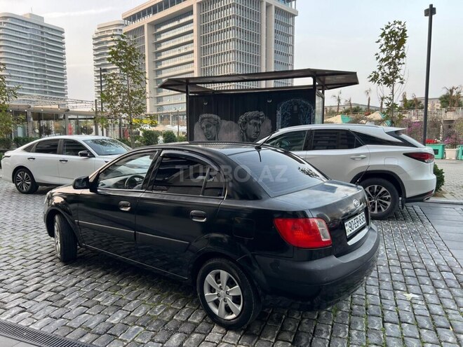 Kia Rio-11