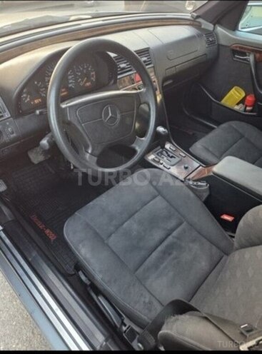 Mercedes C 230-3