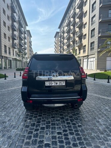Toyota Land Cruiser Prado-18