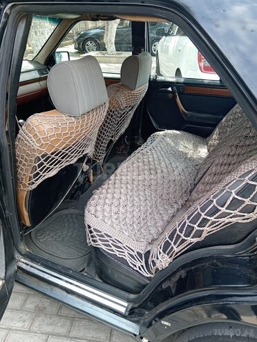Mercedes 250 D-4