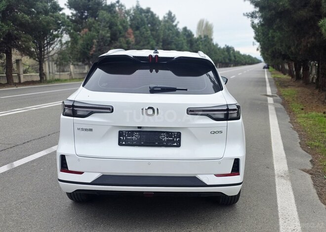 Changan Qiyuan Q05-4