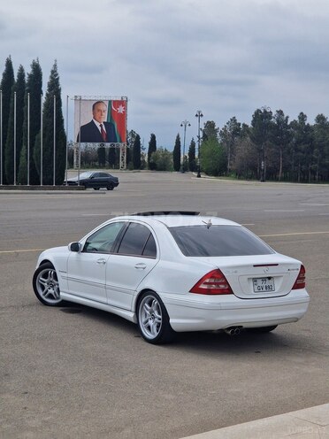 Mercedes C 240-3