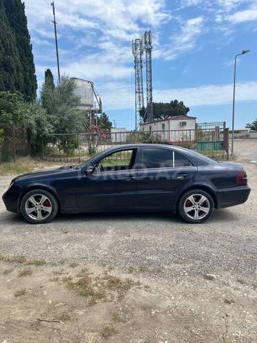 Mercedes E 220-3