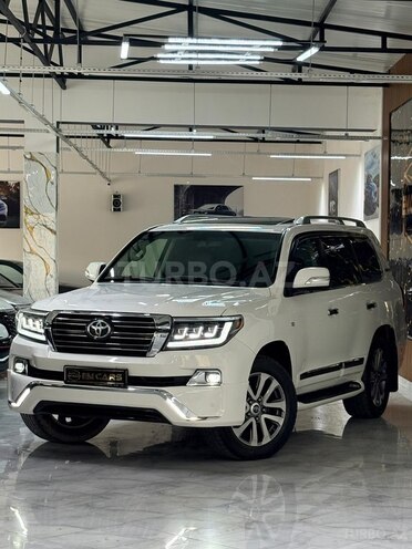 Toyota Land Cruiser-3