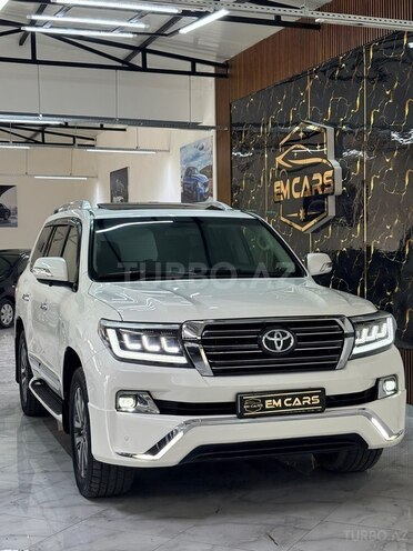 Toyota Land Cruiser-8